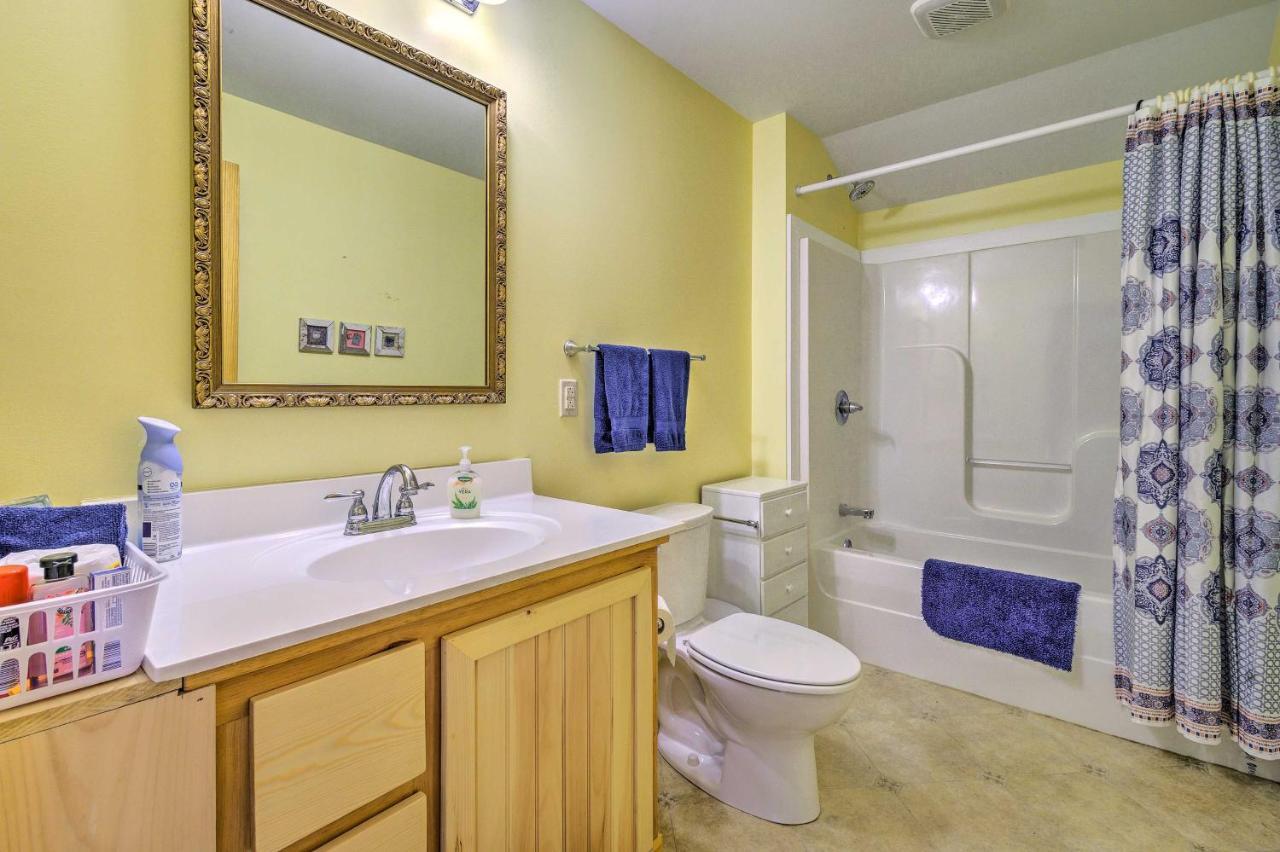 Charming Stanley Home With Yard, 7 Mi To Seneca Lake Geneva Bagian luar foto